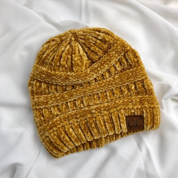 🗯SALE•LAST —CHENILLE BEANIE 🍁 BEST SELLER - Picture 4 of 8